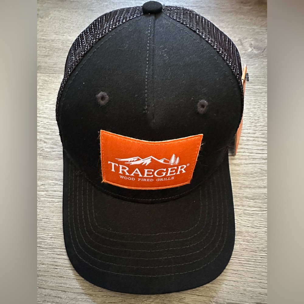 Traeger Unisex Logo Curved Brim Snapback Mesh Trucker Hat Cap Black